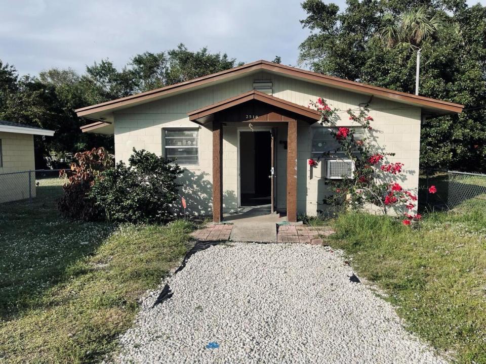 2510 Avenue I, Fort Pierce, Floride 34947, États-Unis