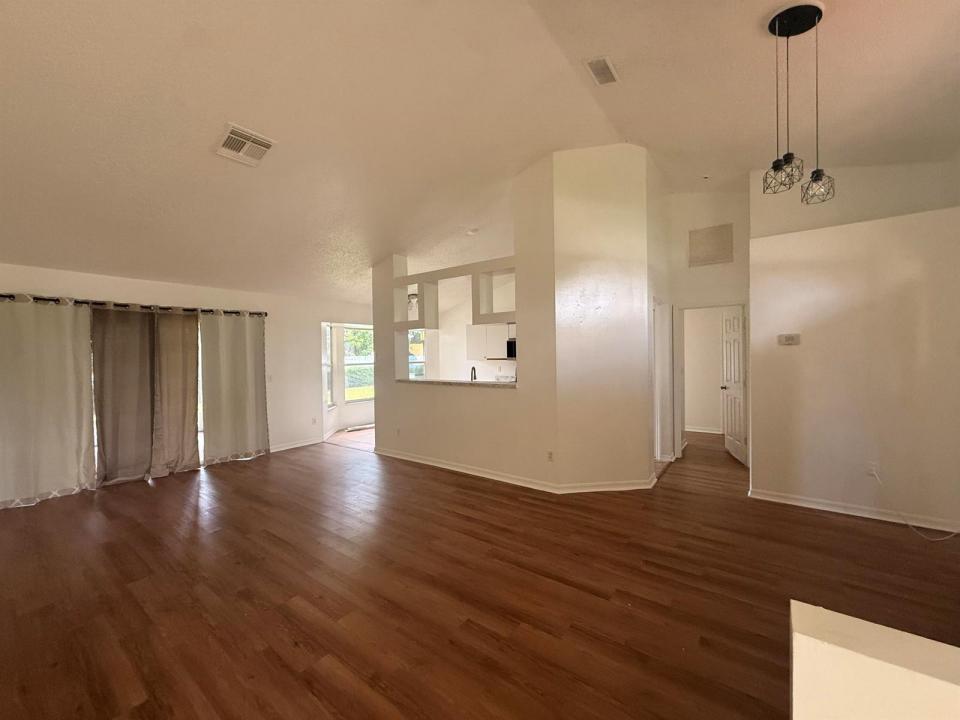 1765 SW Desert Avenue, Port St. Lucie, Floride 34953, États-Unis
