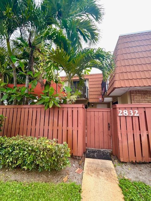 2832 SW 12th Street, Deerfield Beach, Floride 33442, États-Unis