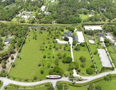 2740 Buck Ridge Trail, Loxahatchee, Florida 33470