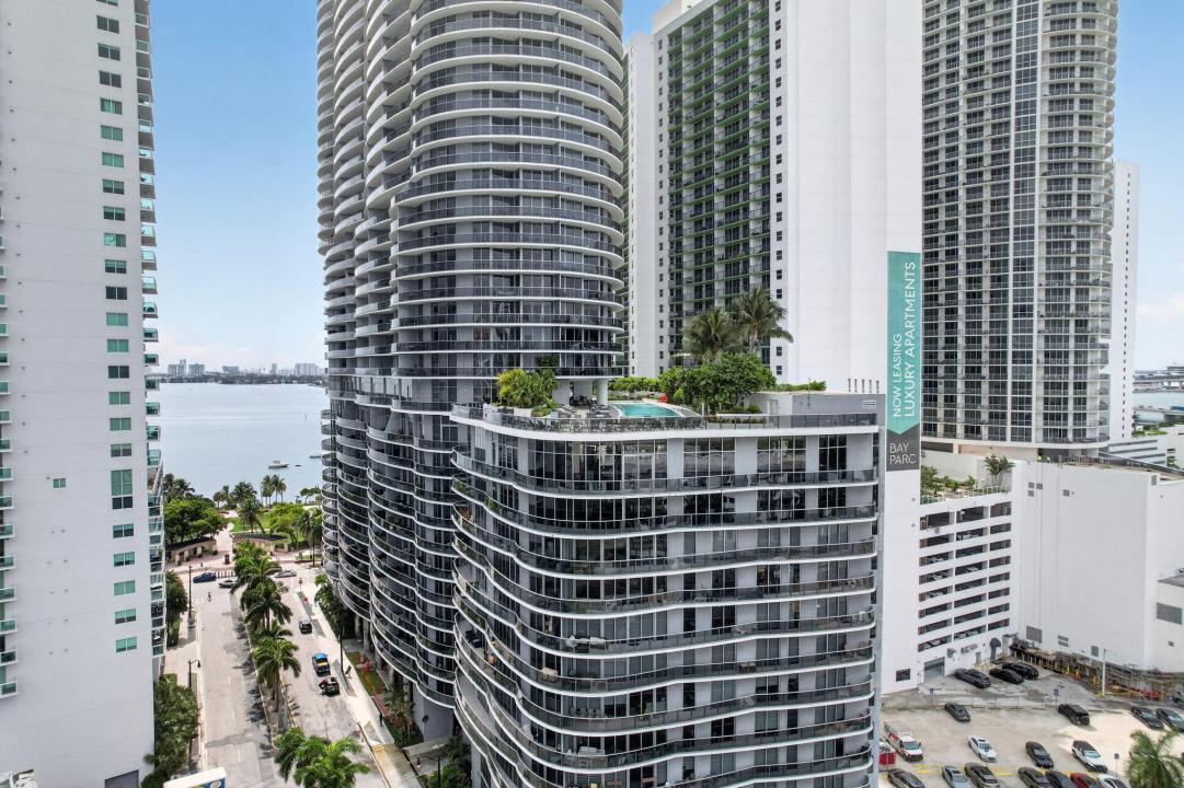 488 NE 18th Street 1515, Miami, Floride 33132, États-Unis