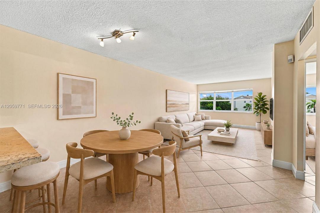2555 NE 11 Street 510, Fort Lauderdale, Floride 33304, États-Unis