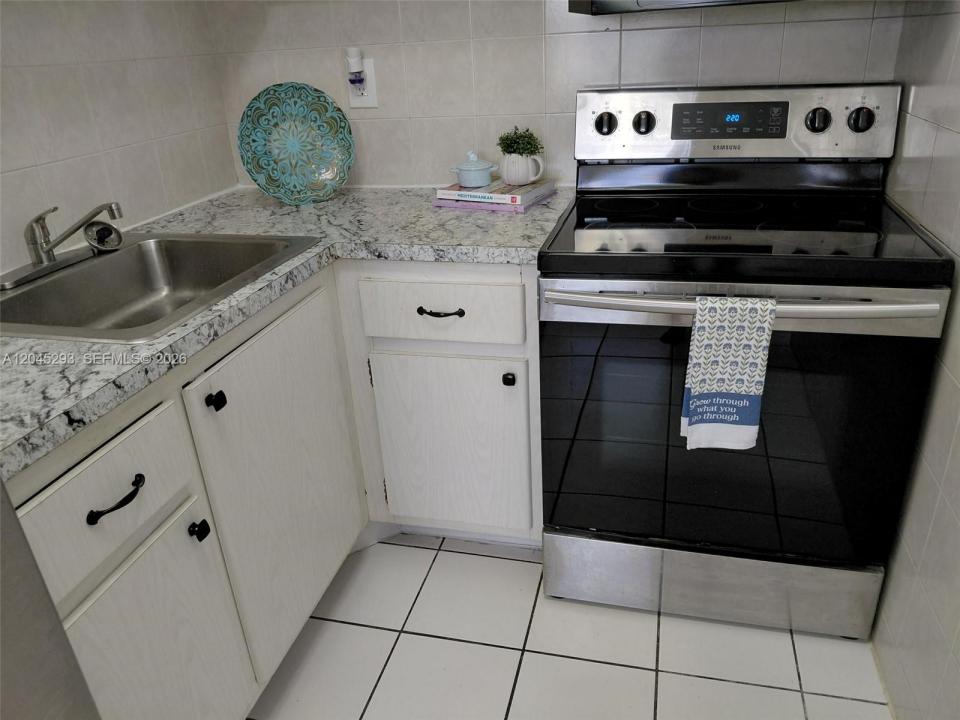 1433 SW 24th Ct 2, Fort Lauderdale, Floride 33315, États-Unis