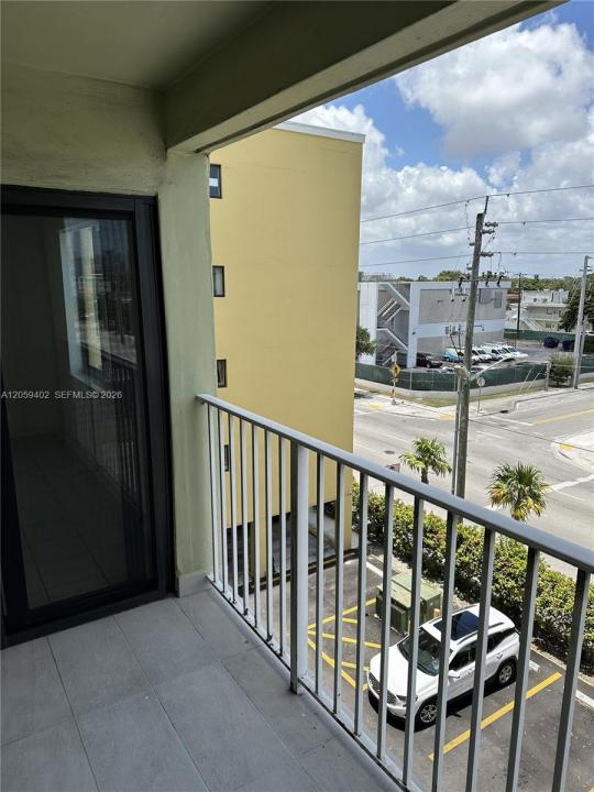 2046 W Flagler St 409, Miami, 플로리다 33135, 미국