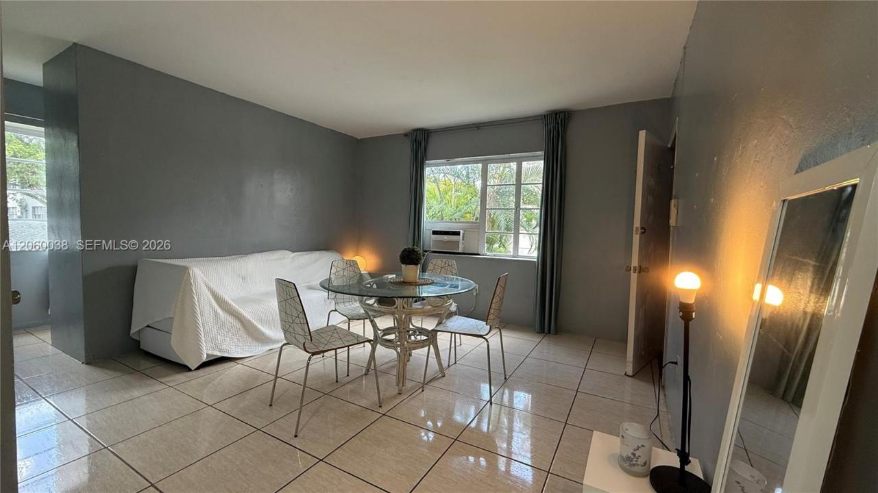 650 84th St 35, Miami Beach, Florida 33141, Stati Uniti