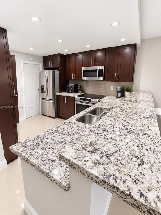 1500 S Ocean Blvd 201, Lauderdale By The Sea, فلوريدا 33062, الولايات المتحدة