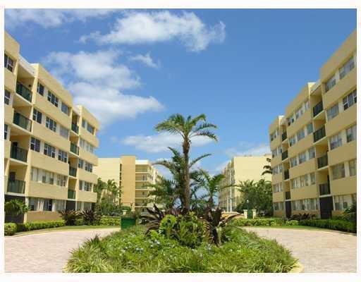 1237 S HILLSBORO MILE N 601, Hillsboro Beach, Floride 33062, États-Unis
