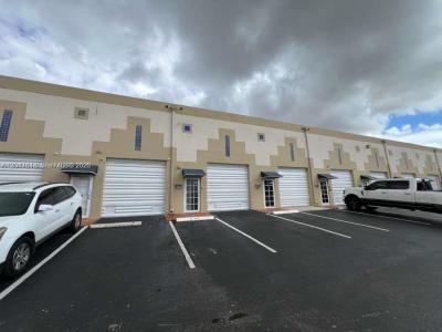 10431 NW 28th St E106, Doral, Florida 33172, USA