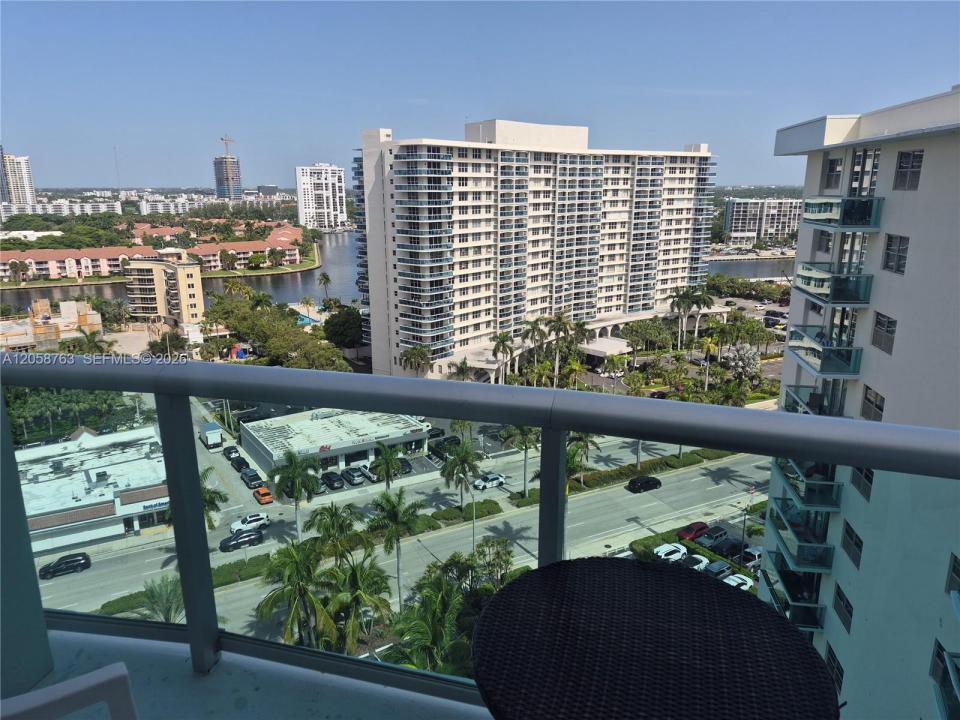3901 S Ocean Dr PH16R, Hollywood, Florida 33019, USA