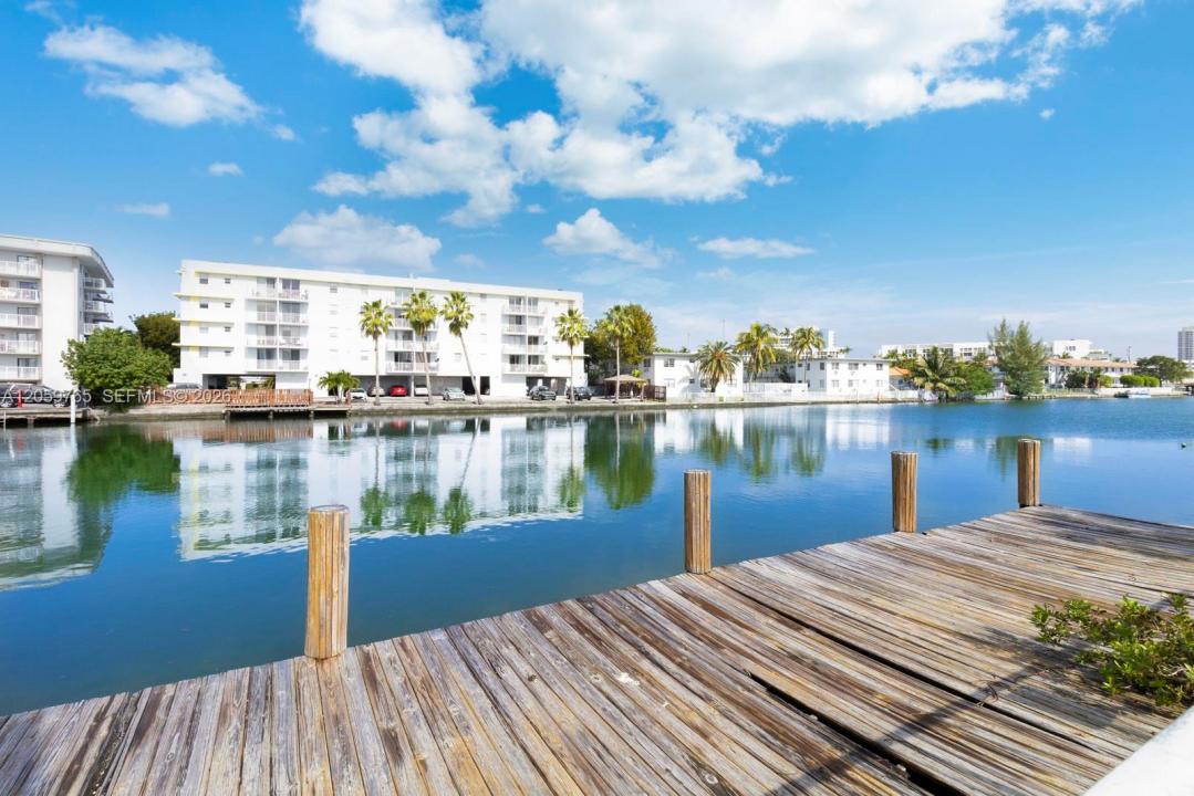 1185 Marseille Dr 101, Miami Beach, Florida 33141, Stati Uniti