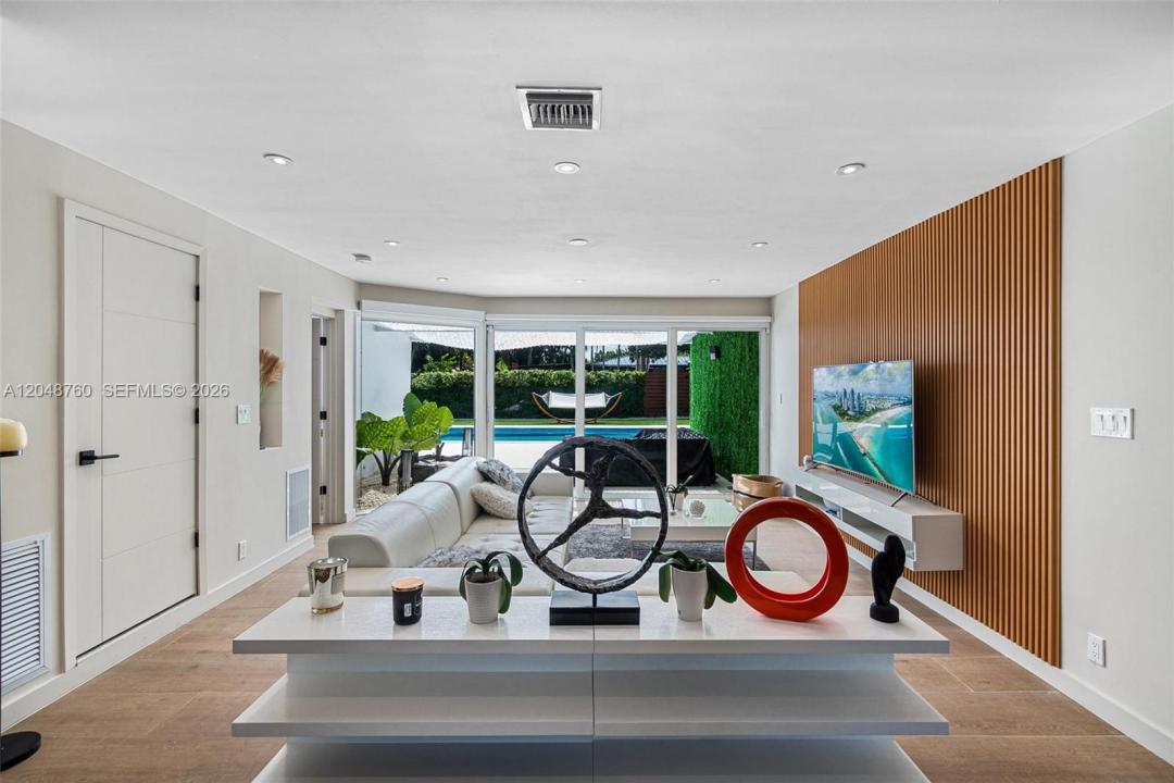 10658 NE 11th Ave, Miami Shores, Floride 33138, États-Unis