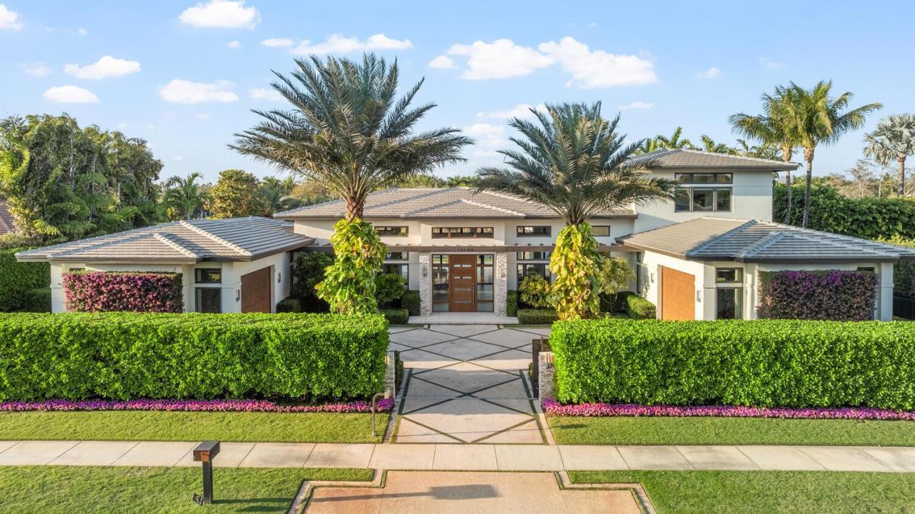 12381 Cypress Island Way, Wellington, Florida 33414, USA