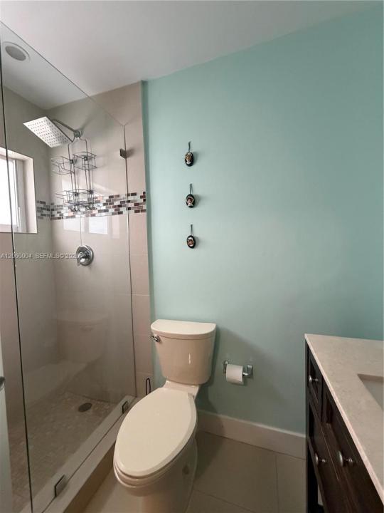 3536 NE 168th St 206, North Miami Beach, Floride 33160, États-Unis