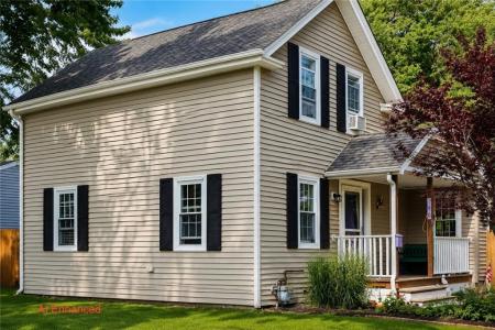 190 George Arden Avenue, Warwick, Rhode Island 02886, USA