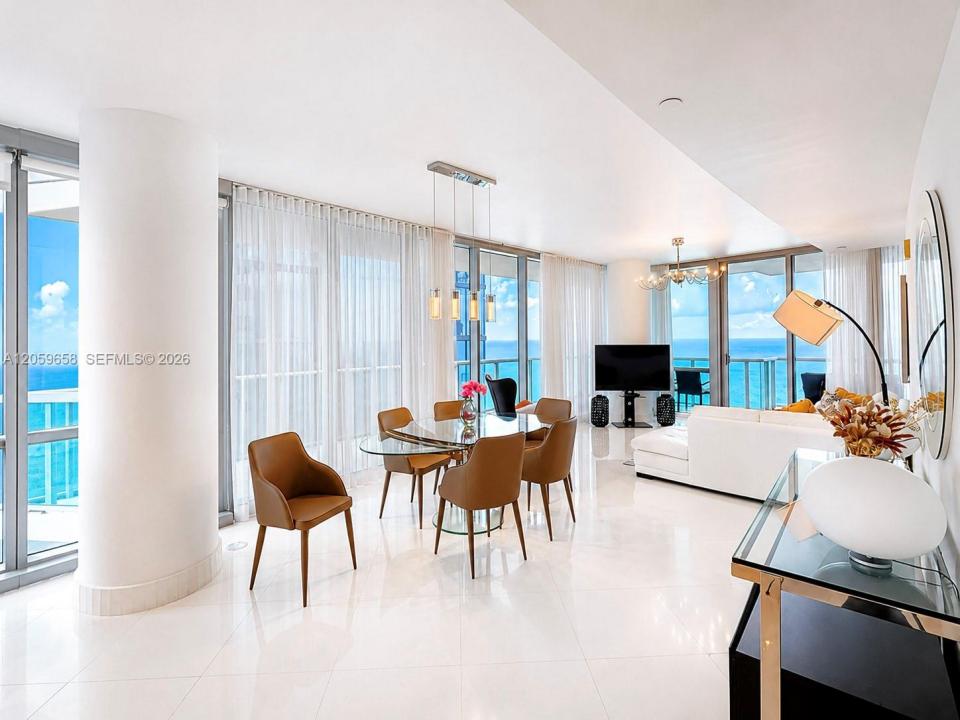 17121 COLLINS AV 2108, Sunny Isles Beach, Florida 33160, Stati Uniti