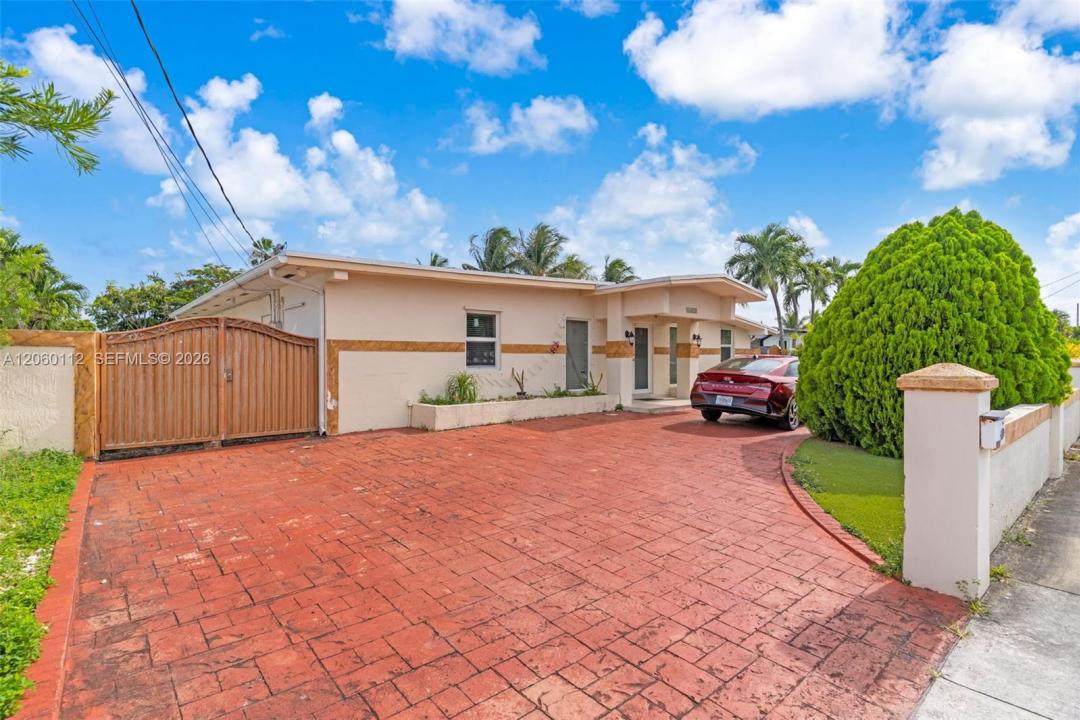 11470 SW 57th Ter, Miami, Флорида 33173, Соединенные Штаты
