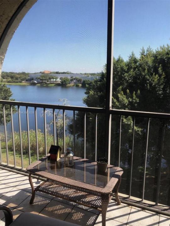 3300 Spanish Moss Ter 412, Lauderhill, Florida 33319, USA
