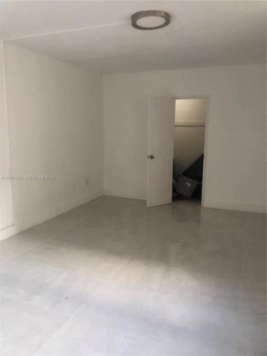 10185 Collins Ave 616, Bal Harbour, Florida 33154, Stati Uniti