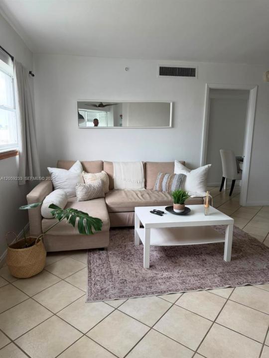 1881 Washington Ave 10F, Miami Beach, Florida 33139, USA