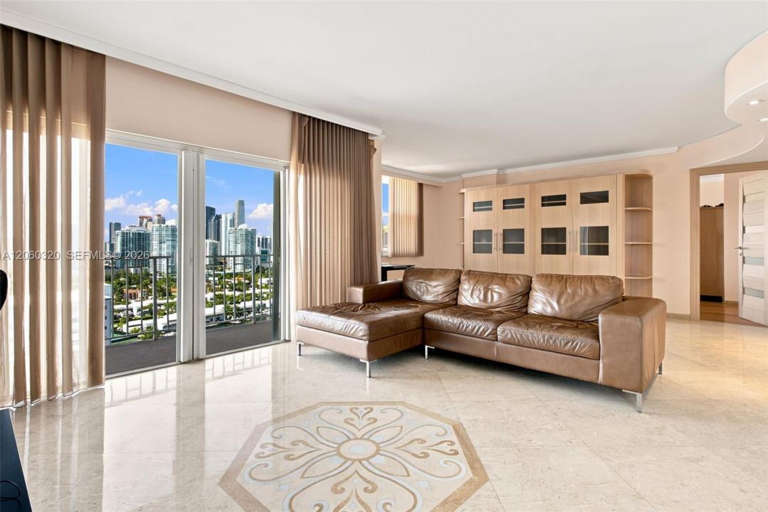 500 Bayview Dr 2121, Sunny Isles Beach, Floride 33160, États-Unis
