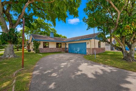 7508 SW 6th Ct, North Lauderdale, פלורידה 33068, ארצות הברית של אמריקה