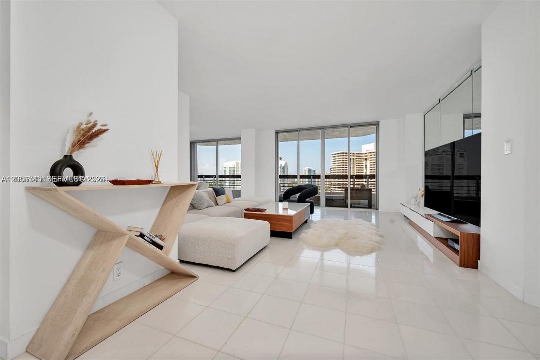 19101 NE 36th Ct 2206, Aventura, Floride 33180, États-Unis