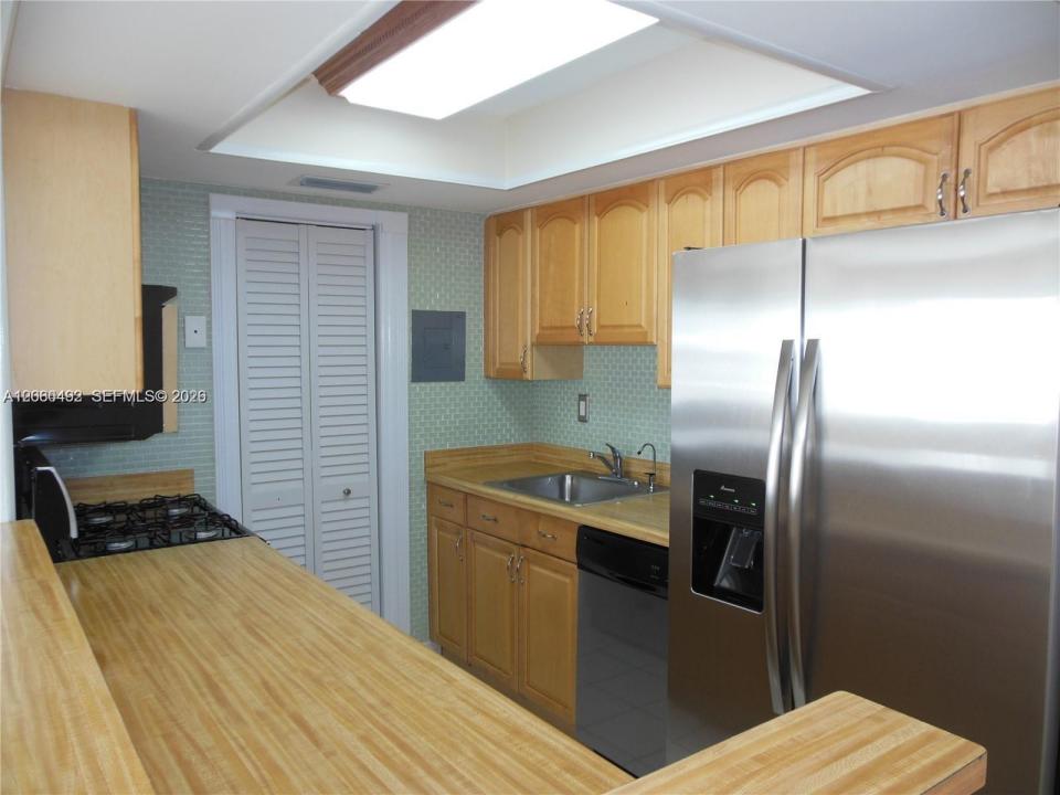 1350 W 53rd St 8, Hialeah, Floride 33012, États-Unis