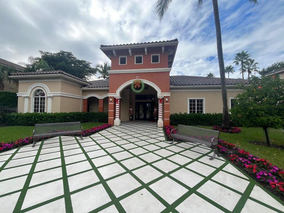 4167 N Haverhill Road 1102, West Palm Beach, Floride 33417, États-Unis
