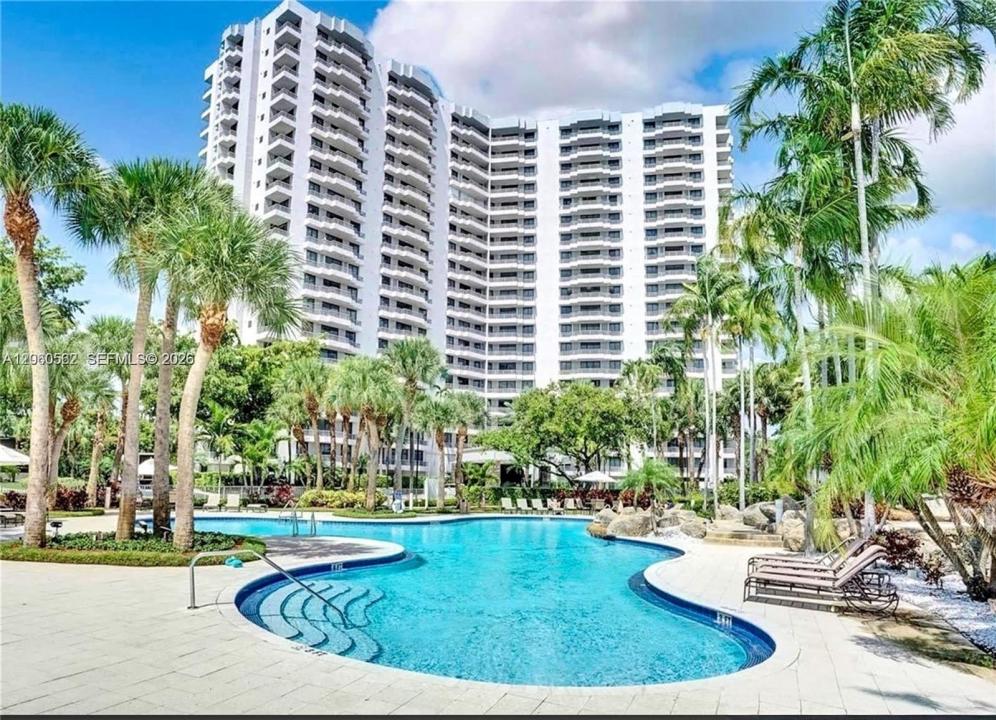 3300 NE 191st St 501, Aventura, Floride 33180, États-Unis