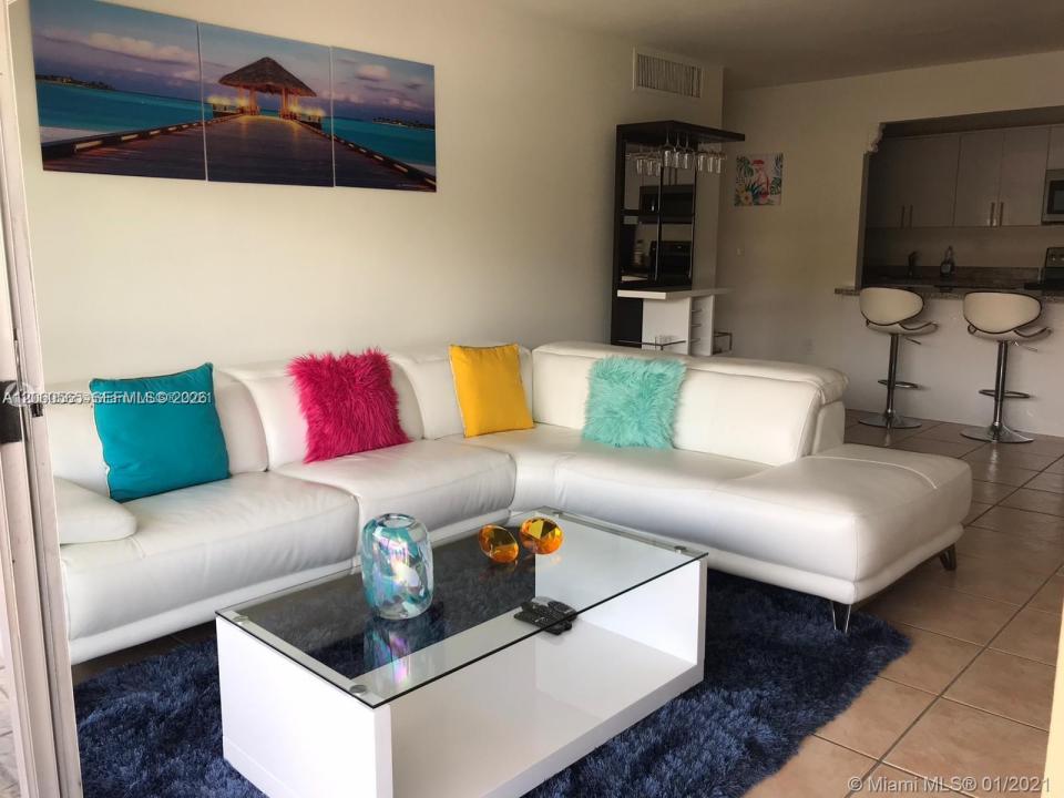 4140 NW 79th Ave 2D, Doral, Floride 33166, États-Unis