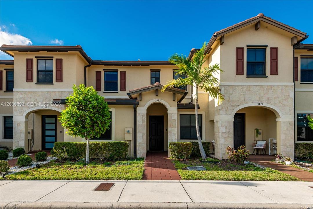 3323 W 106th Ter NO, Hialeah, Flórida 33018, Estados Unidos