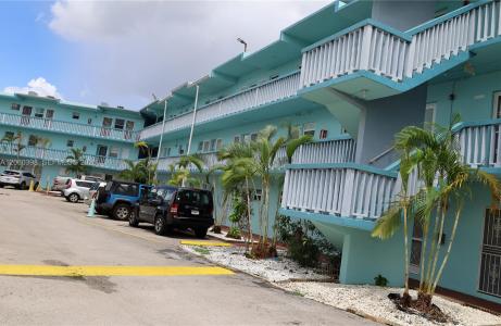 1501 NE Miami Gardens Dr 351, Miami, Floride 33179, États-Unis