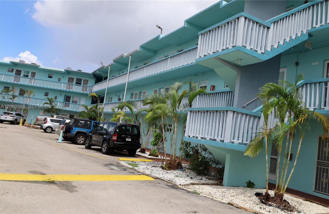 1501 NE Miami Gardens Dr 351, Miami, Florida 33179, USA
