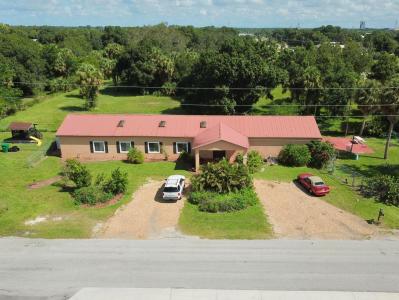 704 SW 6th Street, Okeechobee, Florida 34974, USA