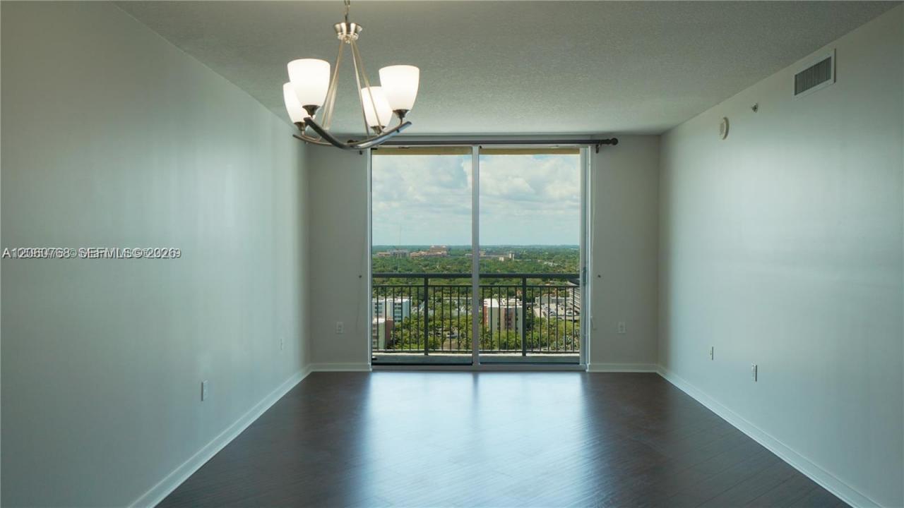 9066 SW 73rd Ct 1810, Miami, Florida 33156, USA