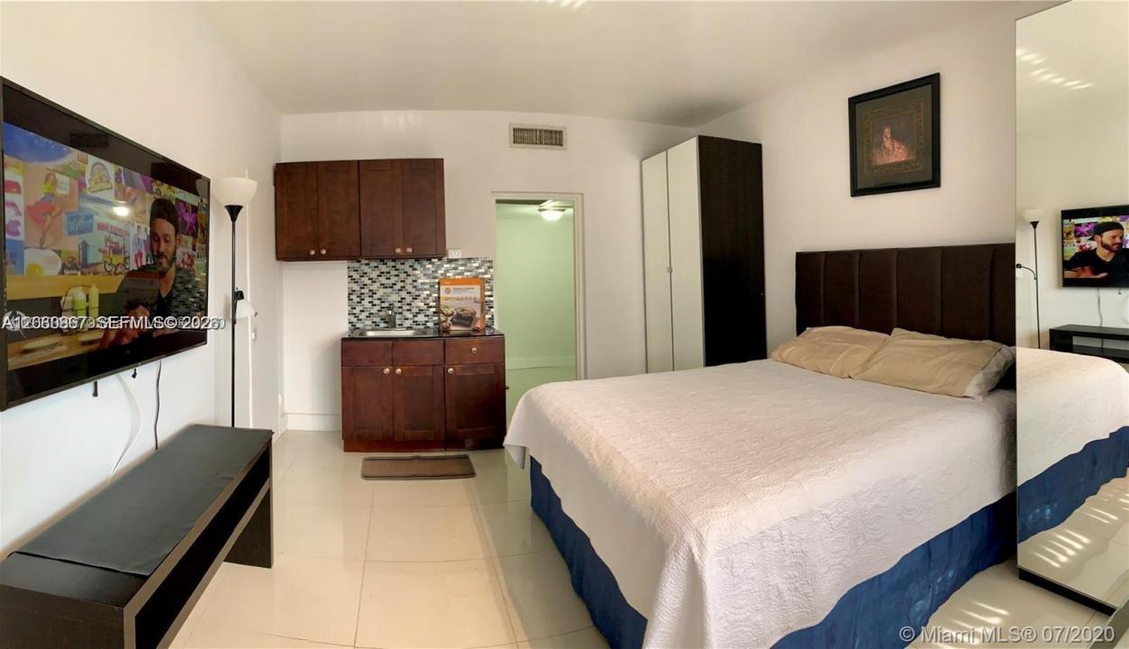 Hallandale Beach, Floride 33009, États-Unis