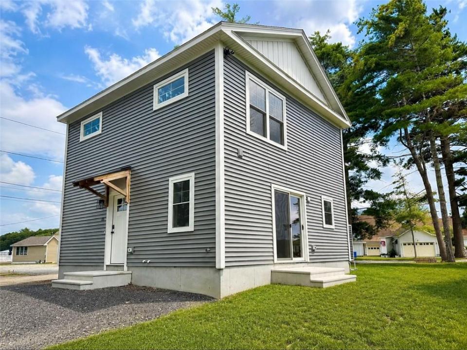 25 Hill Farm Camp Road, Coventry, Rhode Island 02816, États-Unis