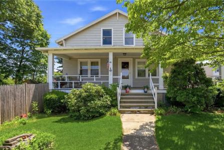 49 West Warwick Avenue, West Warwick, Rhode Island 02893, USA