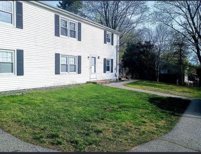 14 Monson Street B, Johnston, Rhode Island 02919, États-Unis