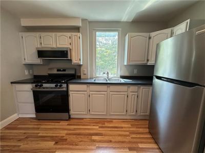 16 Lonsdale School Street Fl 2, Lincoln, Rhode Island 02865, États-Unis