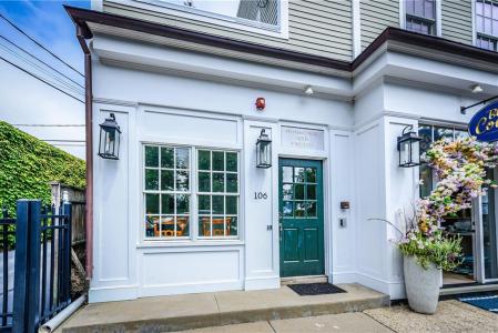 106 William Street 2, Newport, Rhode Island 02840, USA