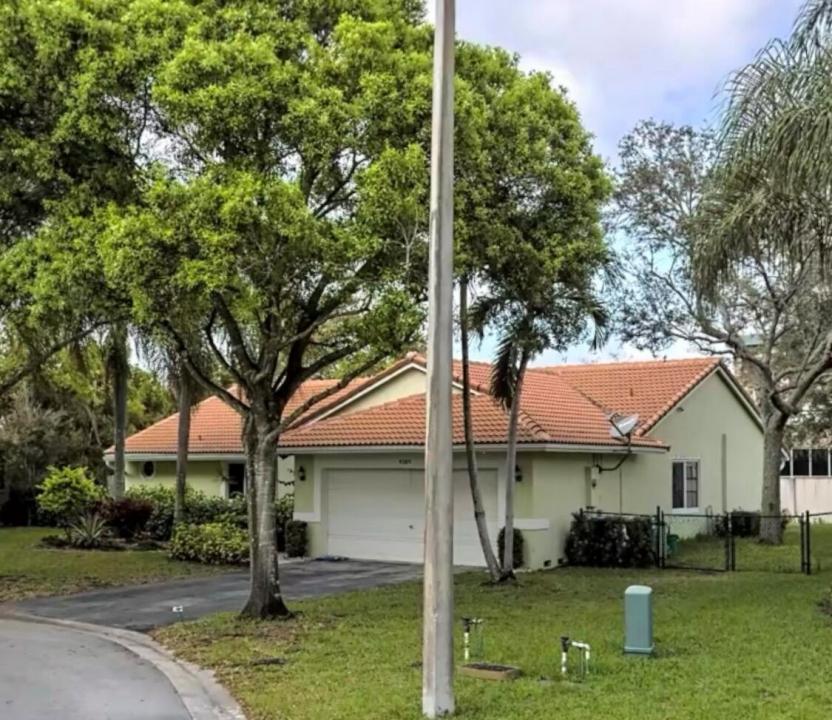 9285 NW 44TH Court, Coral Springs, Floride 33065, États-Unis