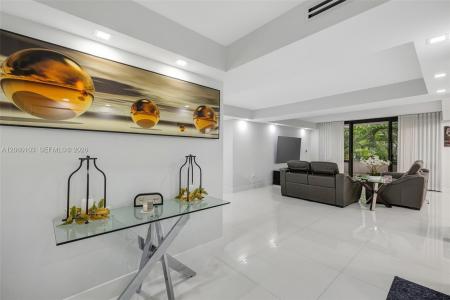 13953 Kendale Lakes Cir B205, Miami, Florida 33183, USA