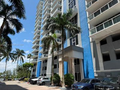5085 NW 7th St 406, Miami, Florida 33126, USA