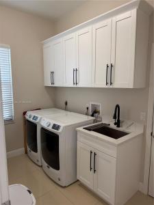 418 sw 19th Ter, Cape Coral, Florida 33991, USA