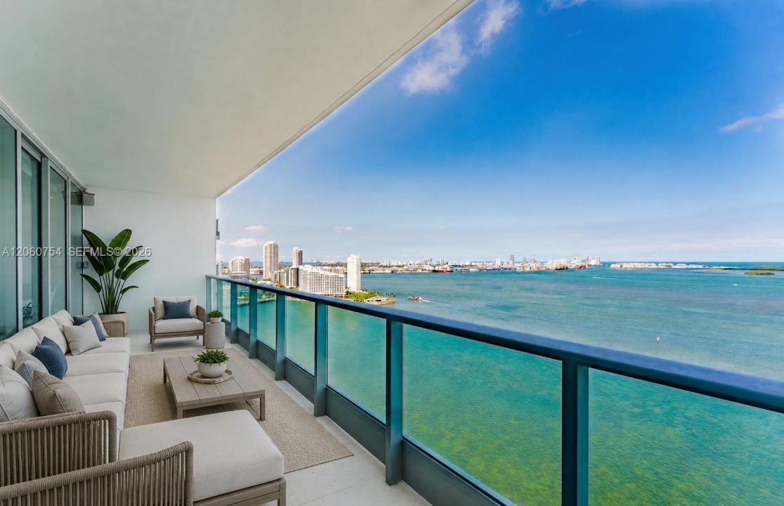 1331 Brickell Bay Dr 2805, Miami, Floride 33131, États-Unis