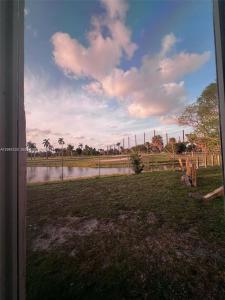 6955 NW 186th St F104, Hialeah, Florida 33015, USA
