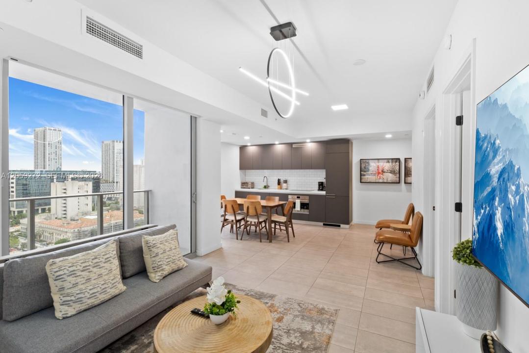 227 NE 2nd St 2202, Miami, Florida 33132, Amerika Birleşik Devletleri