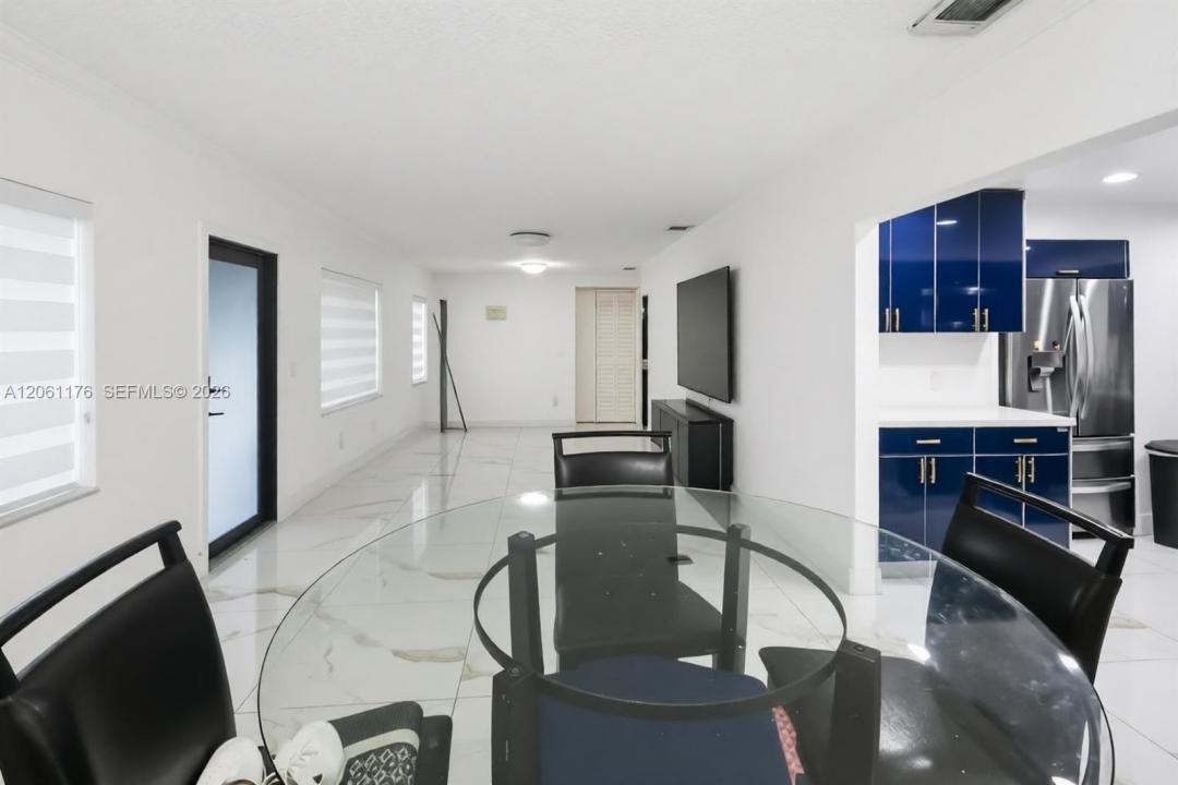 30 E 36th St, Hialeah, Floryda 33013, USA