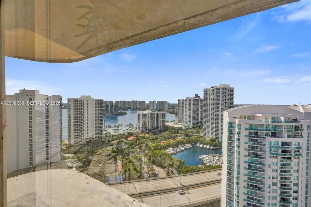 19355 Turnberry Way 26E, Aventura, Floride 33180, États-Unis
